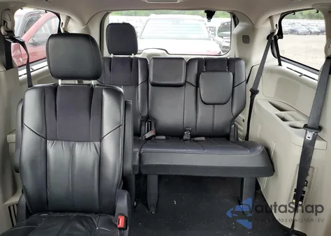 2015 Chrysler Town & Country Limited Platinum z USA, uszkodzony, nr VIN 2C4RC1GG8FR529136